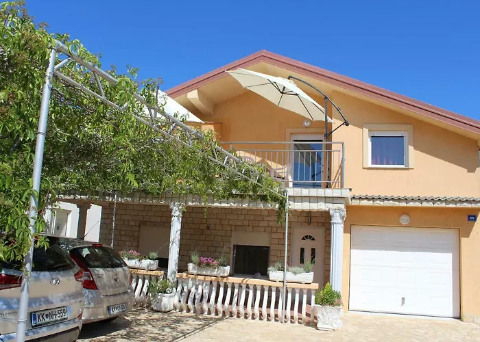Apartments Novoselic