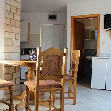 Apartments Novoselic Vir Exterior photo